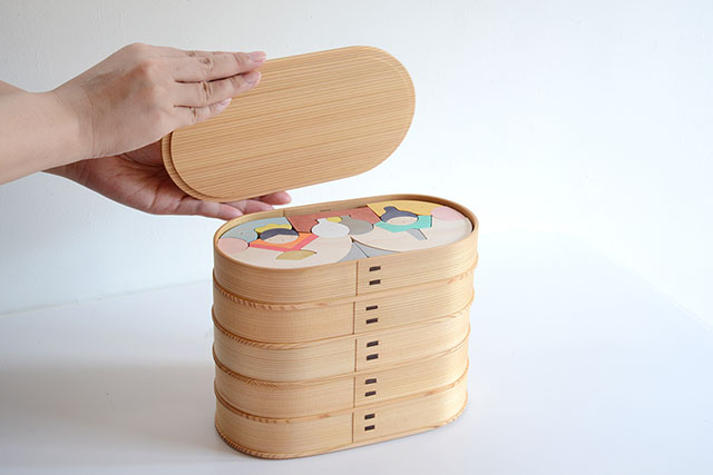 小黒三郎「銀杏びな五段飾り」在庫あります。円と縁。素晴らしい