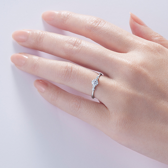 11EN18 | ダイヤモンドの結婚・婚約指輪 | MONNICKENDAM(モニッケンダム)