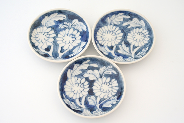 堀畑蘭 染付菊詰め 2.5寸皿｜和食器の通販 monsen