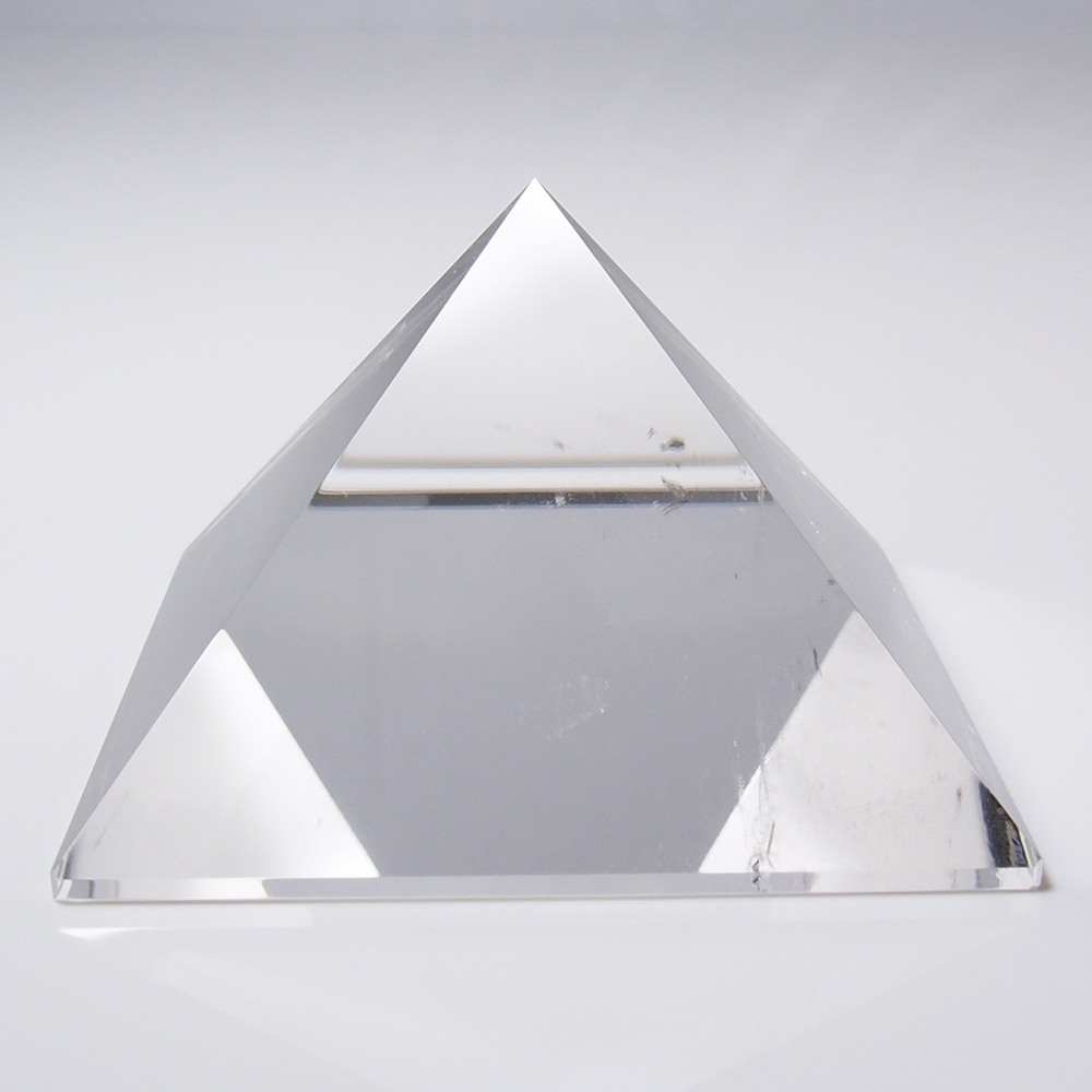 AP00505 天然水晶ピラミッド（黄金比）日本製 - 水晶天然石専門店