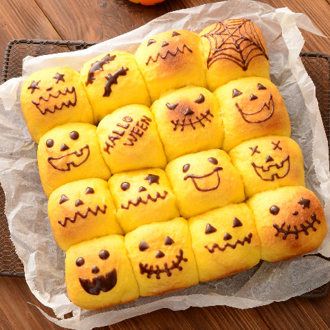 ハロウィンれん乳ちぎりパン | レシピ | 森永乳業の乳でひろがる