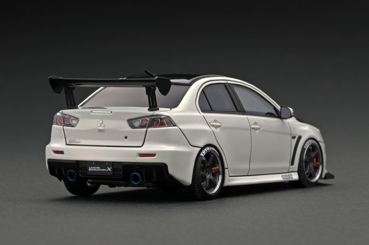 Ignition Model 1:43 Mitsubishi Lancer Evolution X (CZ4A) in Pearl