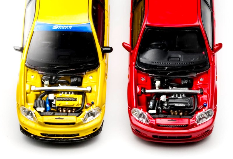 MotorHelix 1:64 Honda Civic (EK9) Type-R SPOON SPORTS in Yellow