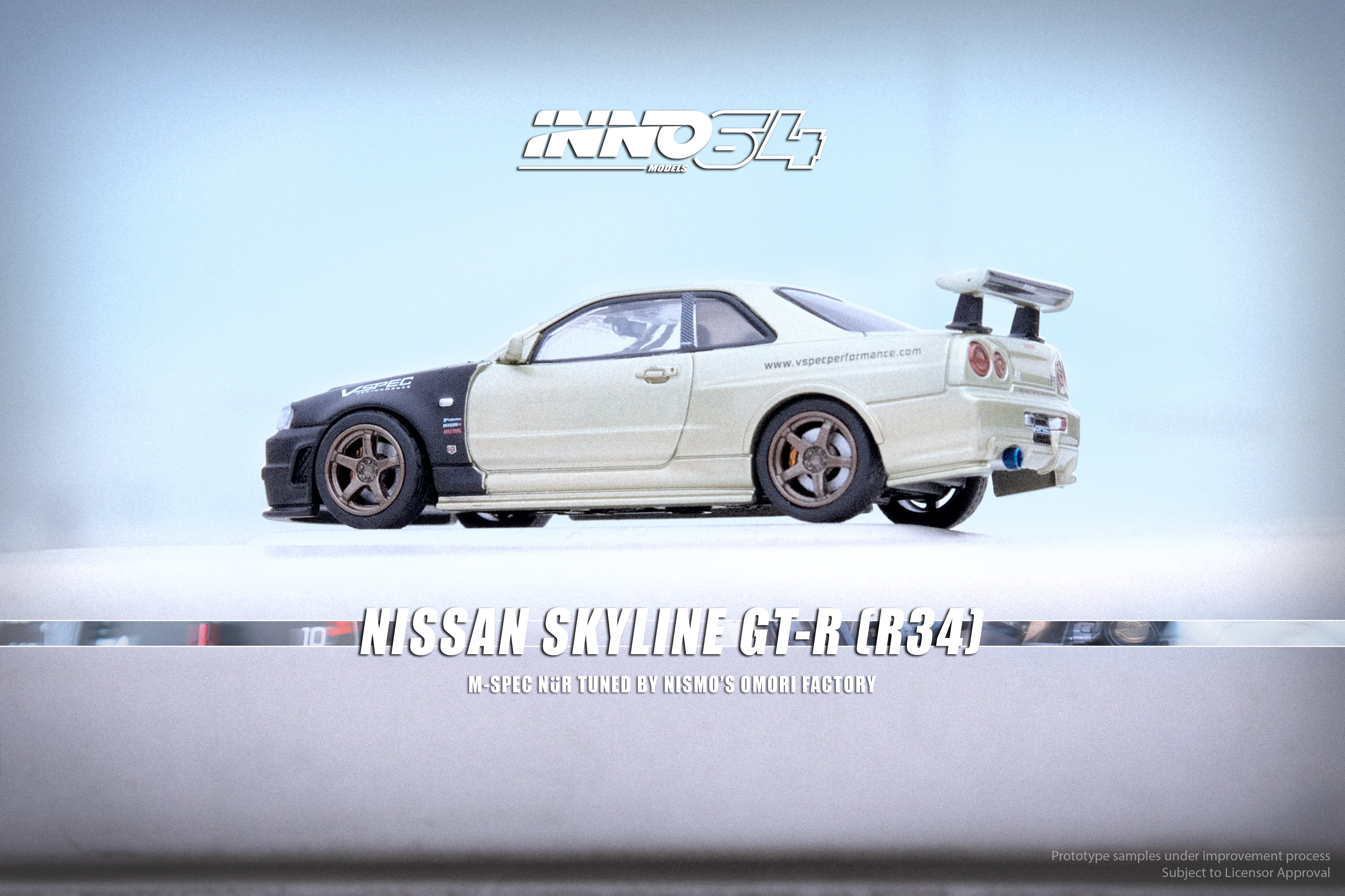 INNO64 1:64 Nissan Skyline GT-T (R34) in Magic Purple