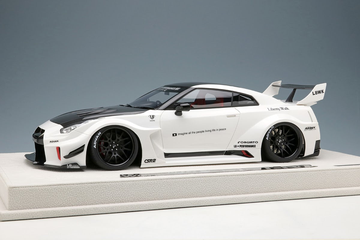 Nissan Skyline GT-R Liberty Walk Silhouette Works GT 35GT-RR in