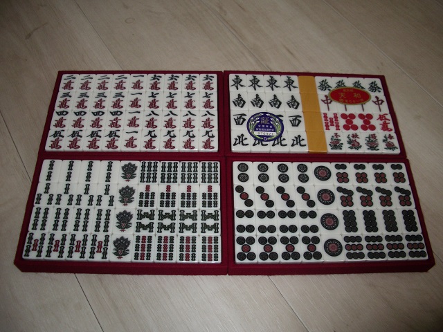 天和牌（ユリア樹脂,14g） 有限会社アピア｜新品・中古の麻雀用具の