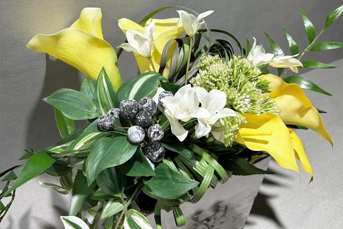 アーティフィシャルフラワーと造花の違いとは？活用方法もご紹介