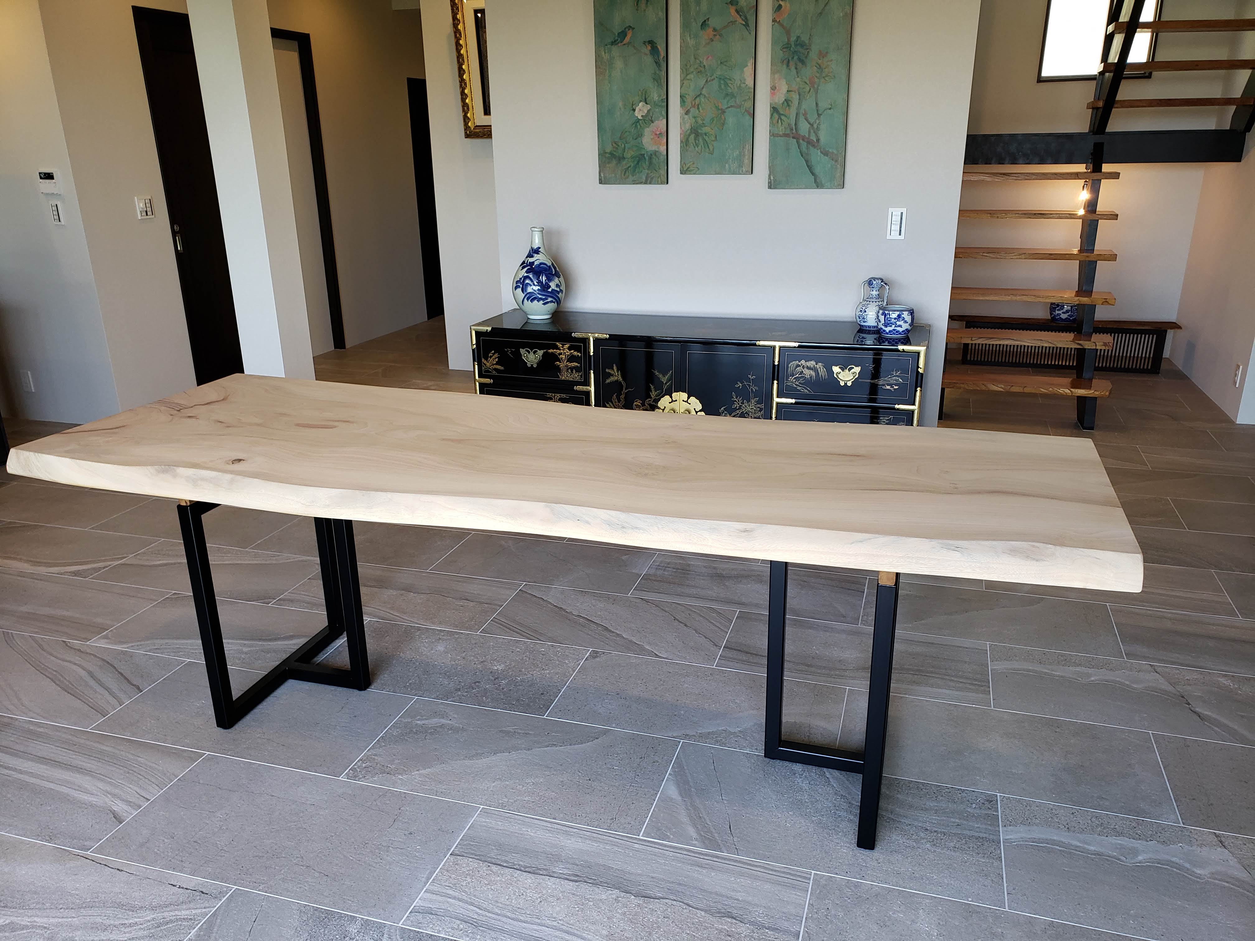 楠 一枚板長さ2600納品 | 新着情報 | 一枚板・一枚板テーブル