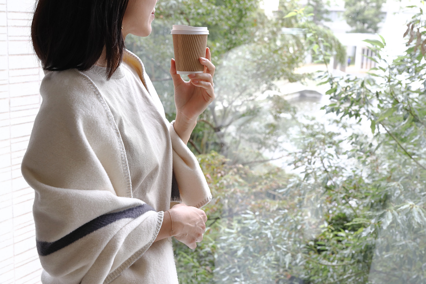 MAZDA JOURNEY クッションブランケット（ピュアホワイト）