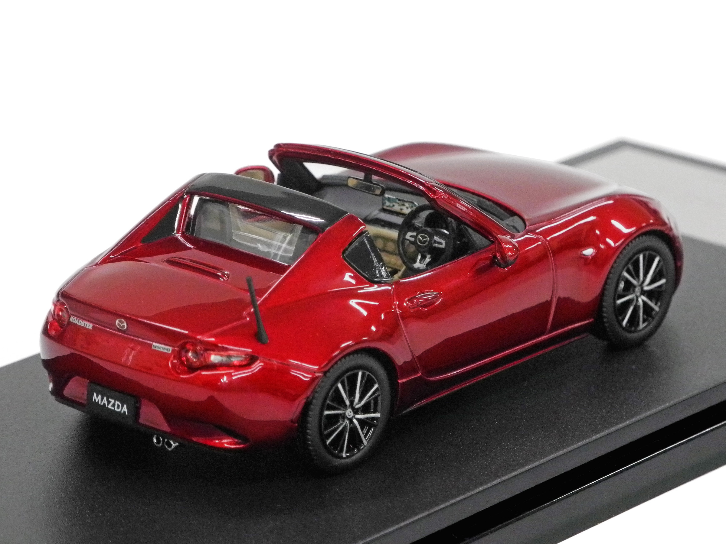 ROADSTER RF VS （2024） モデルカー 1/43