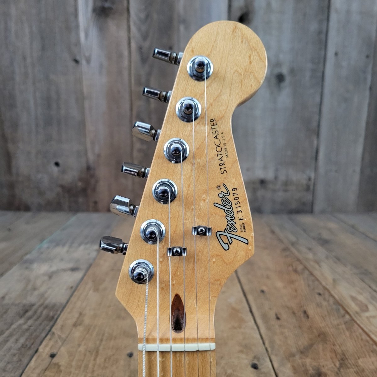 Fender Serial Number Lookup Guide | How to Date a Fender Guitar