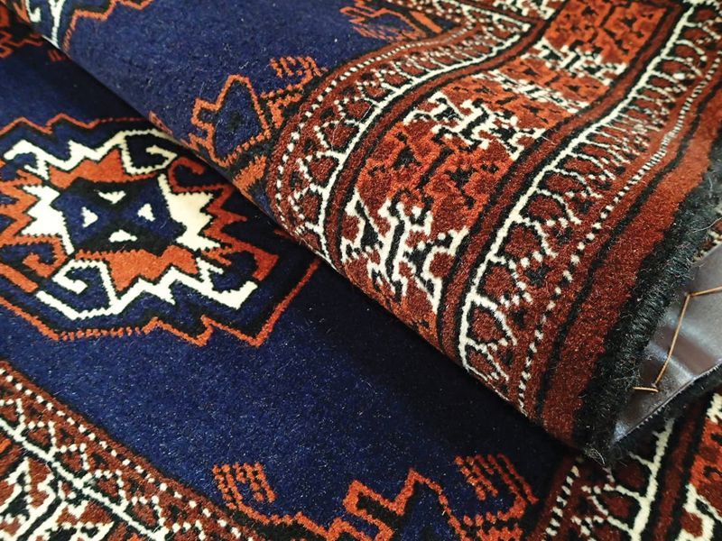 新品 トルクメン ペルシャ 絨毯 1.2m アクセント サイズ 126 x 84 cm