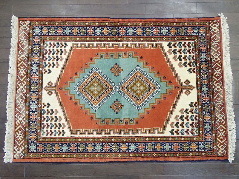 新品 ペルシャ 絨毯 トルクメン 1.4m アクセント サイズ 143 x 98 cm
