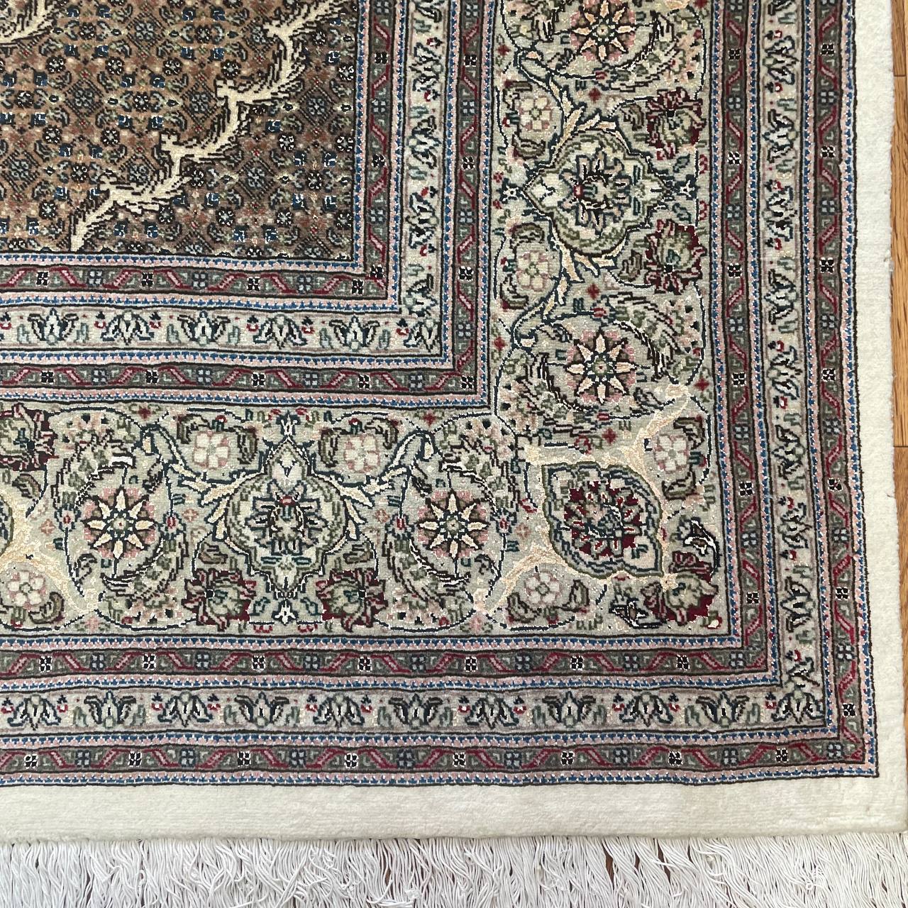 ペルシャ絨毯｜魔法のじゅうたん｜通販・メンテナンスは全国対応