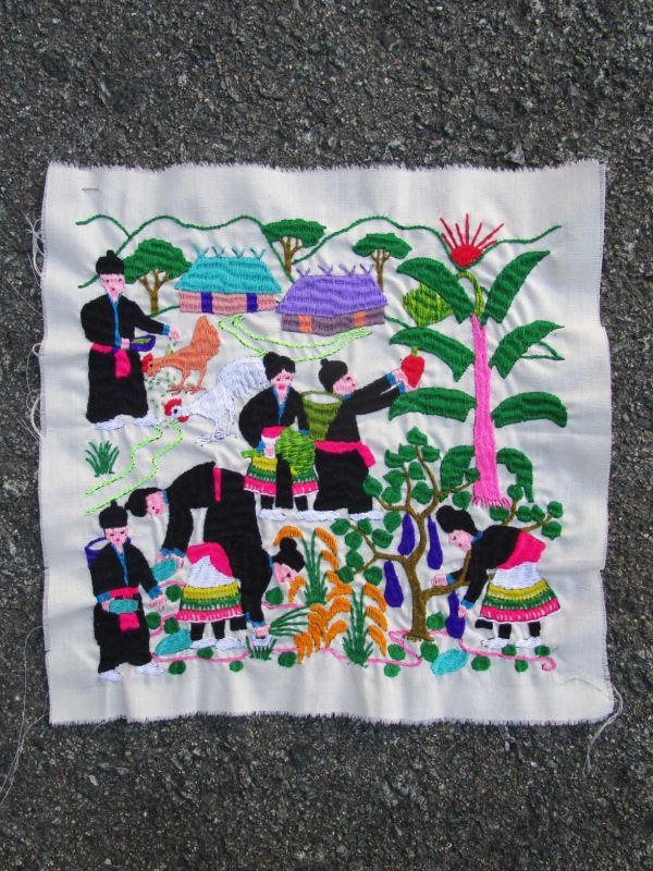 手刺繍モン族生地