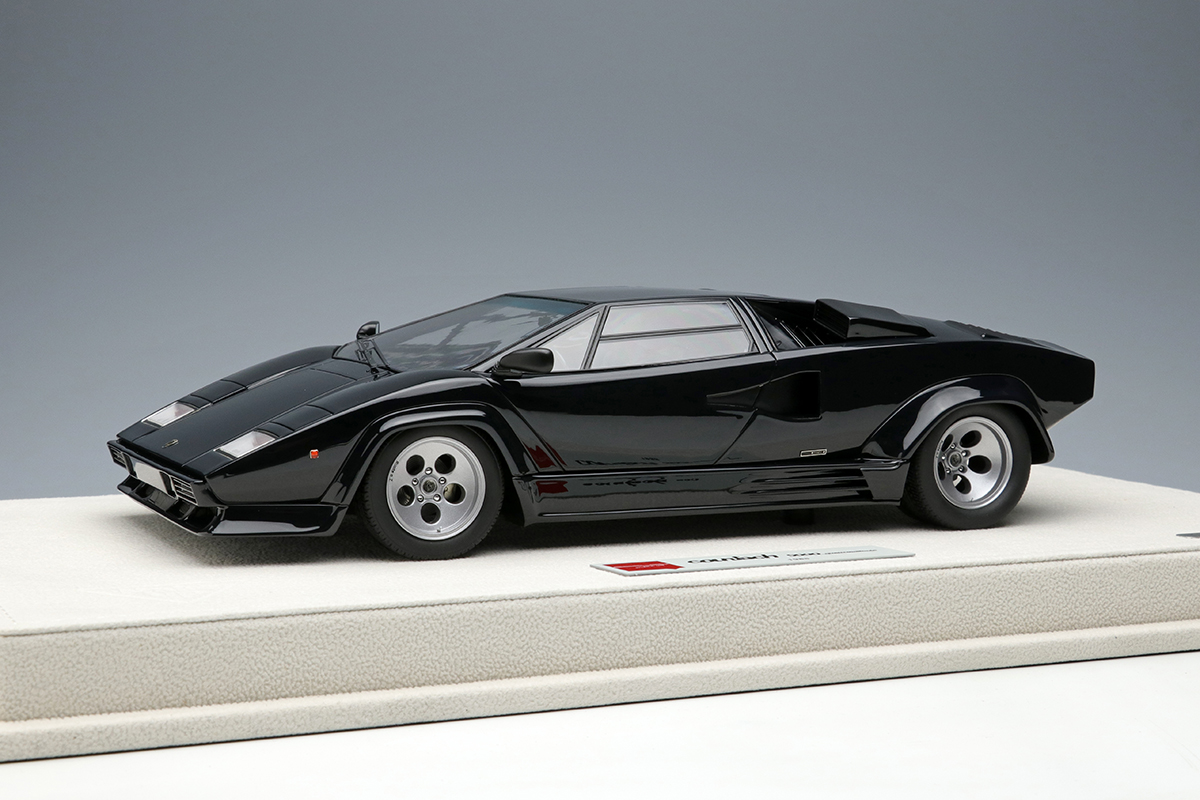 Make Up Co., Ltd. / Lamborghini Countach LP5000 QV 1988