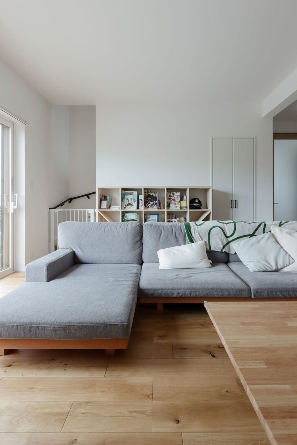 北の光が満ちる、ゆとりあるリビングの家 – Tavola 座卓 / ダイニング