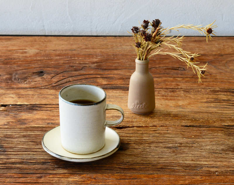 スタジオ エム :: ブロウ :: ブロウ ミルク（ブラン） - マルミツ