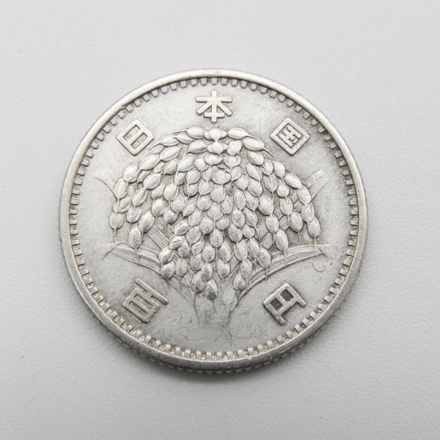 稲穂 100円 銀貨 お売りください！！旧100円硬貨をお買取りしており