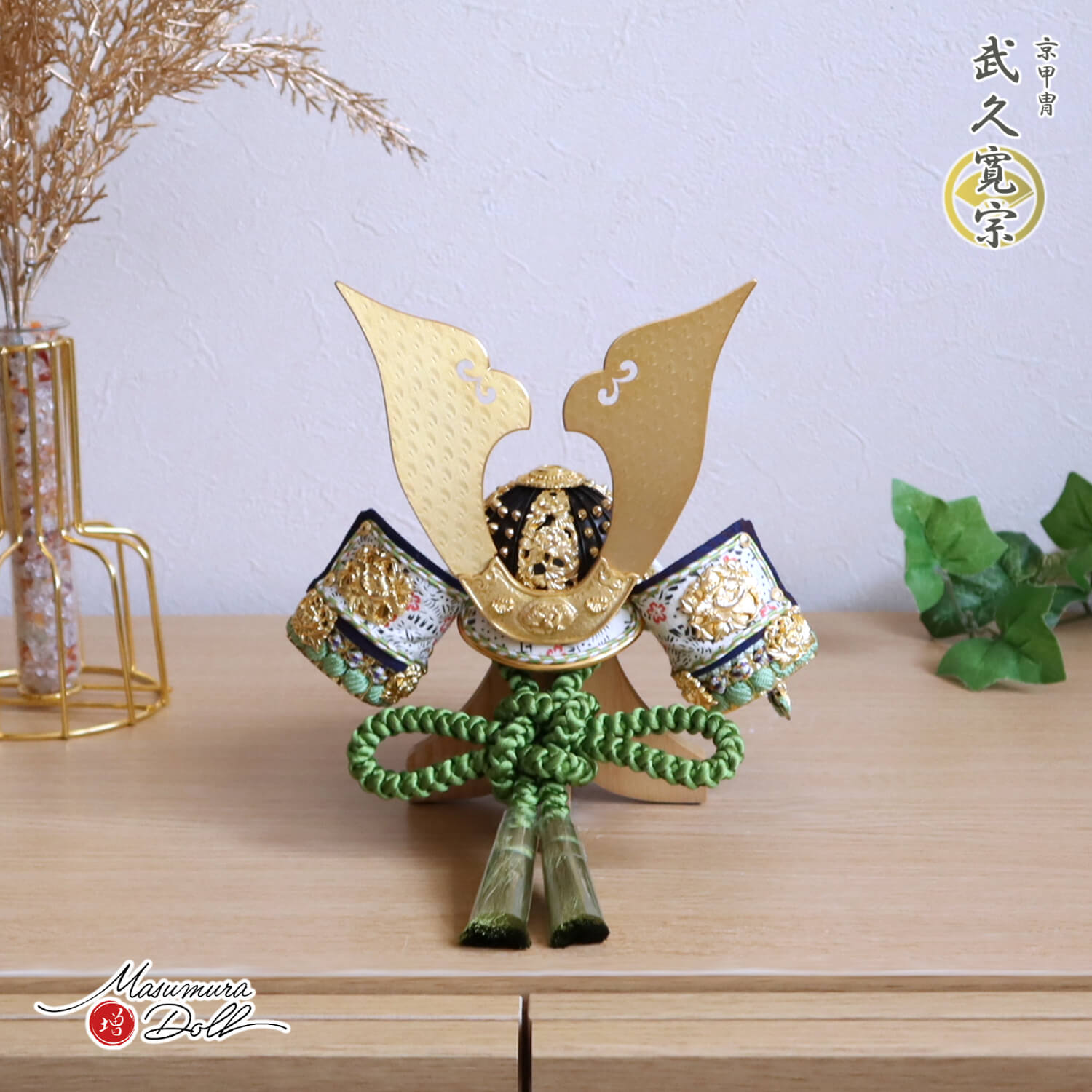 江戸期作 京都金工作 銅地お多福形鍔 菊の図 赤銅覆輪 鋤出し彫り 江戸