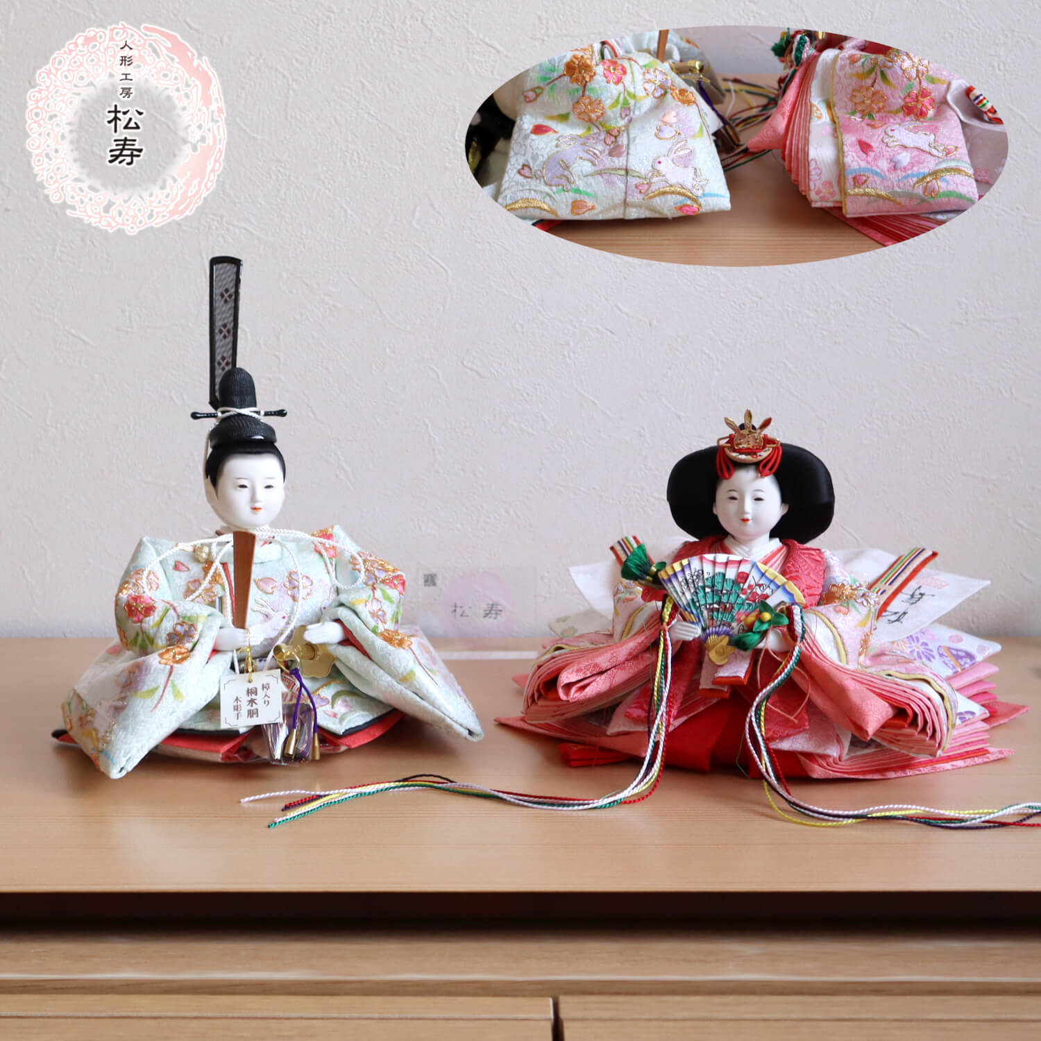 新作 小出松寿 作 四寸おぼこ雛 京刺繍 金駒 「うさぎ雪輪桜」 頭師