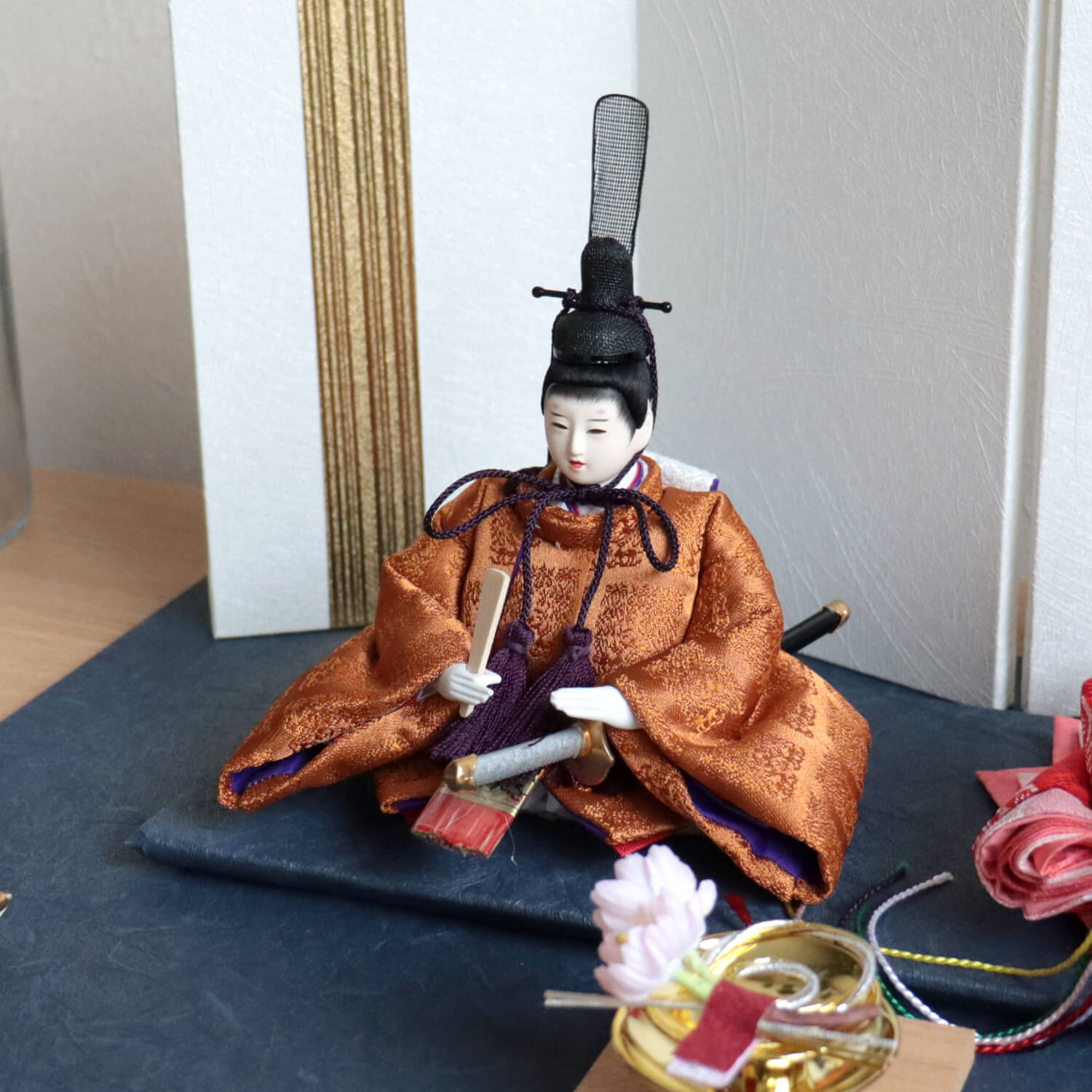 華峰作 柳三寸 正絹西陣織 黄櫨染 二曲一双 金ライン クリアフラワー桜