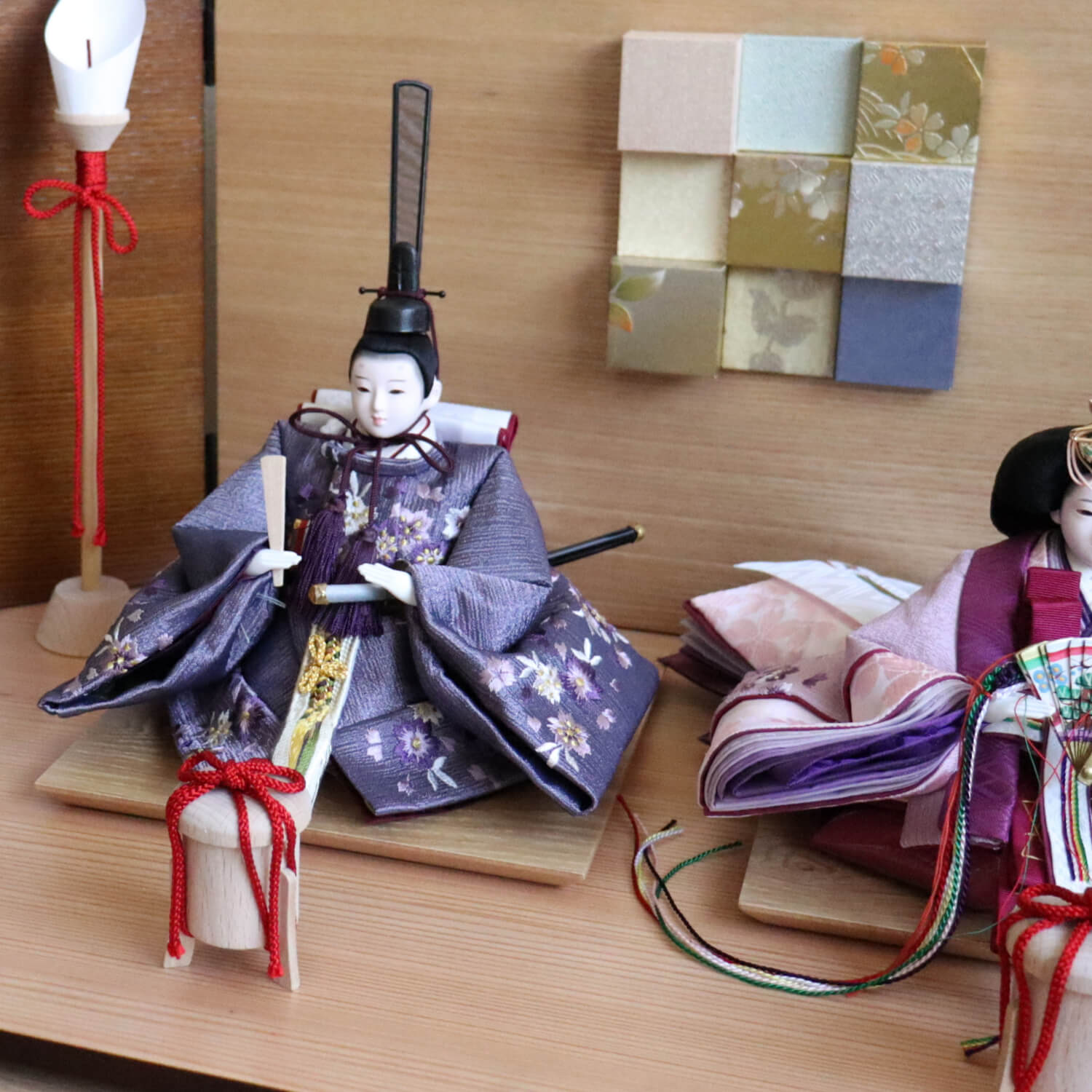 内閣総理大臣賞受賞作家 松宝作 25号 芥子 つむぎ桜刺繍 屏風 繭玉紅白