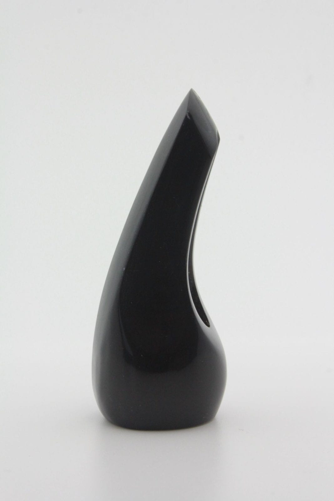 三線 ツメ：三線用バチ（ツメ爪） 牛の角製 フリーサイズ（入門用