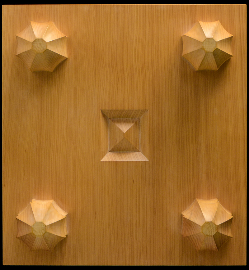 本榧足付碁盤 5寸3分（天地柾） ga50048 | 前川榧碁盤店