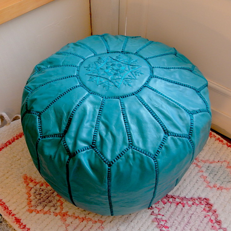 モロッコ革製オットマン｜プフ（ターコイズブルー）