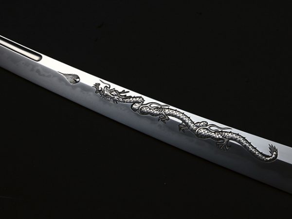 刀身彫刻はなぜあるのですか？／名古屋刀剣博物館・名古屋刀剣ワールド