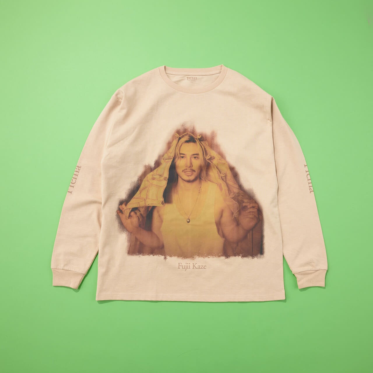 初ゲットの藤井風さん公式グッズ。「Prema」のアルバムジャケットの