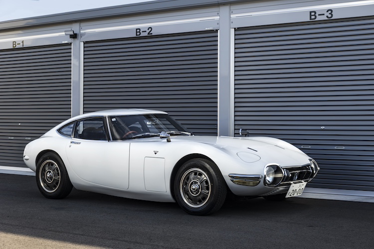憧れはずっと「トヨタ 2000GT」。クルマ好きの究極の夢を叶えた“運命