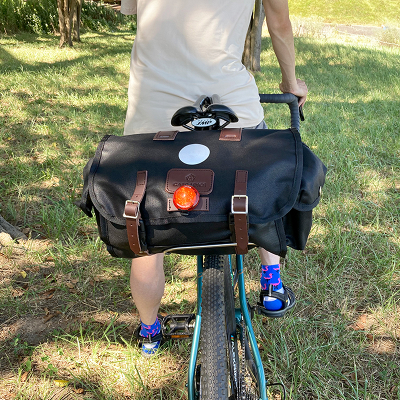 World Adventure Saddle Bag 15L｜ミズタニ自転車株式会社