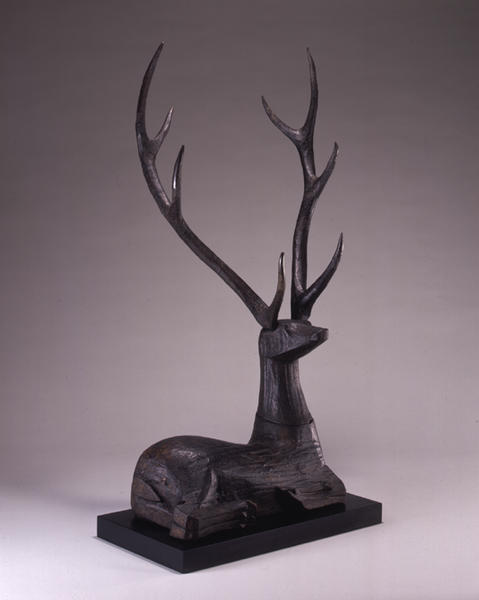 彩漆木彫鹿 - MIHO MUSEUM