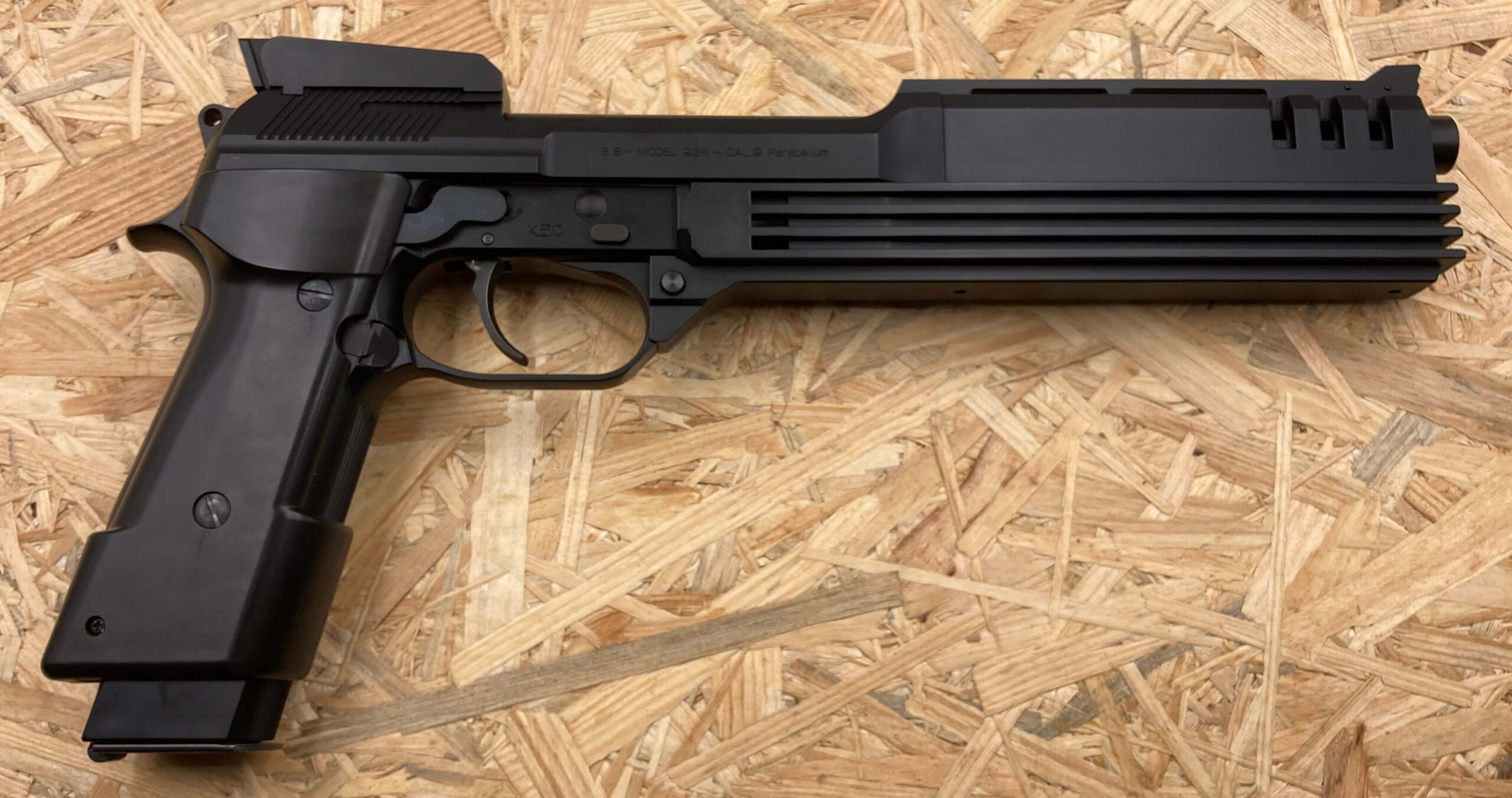 KSC製 M93R AUTO9 をレビュー！ロボコップで活躍した最強フルオート