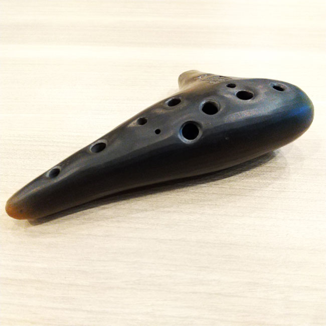 クレイトーン オカリナ ソプラノF 黒陶ベーシック: 管楽器｜三木楽器