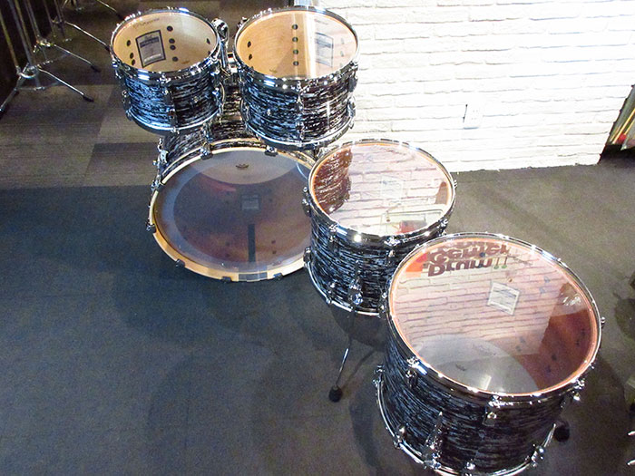 Reference Series Assembled in Japan 22