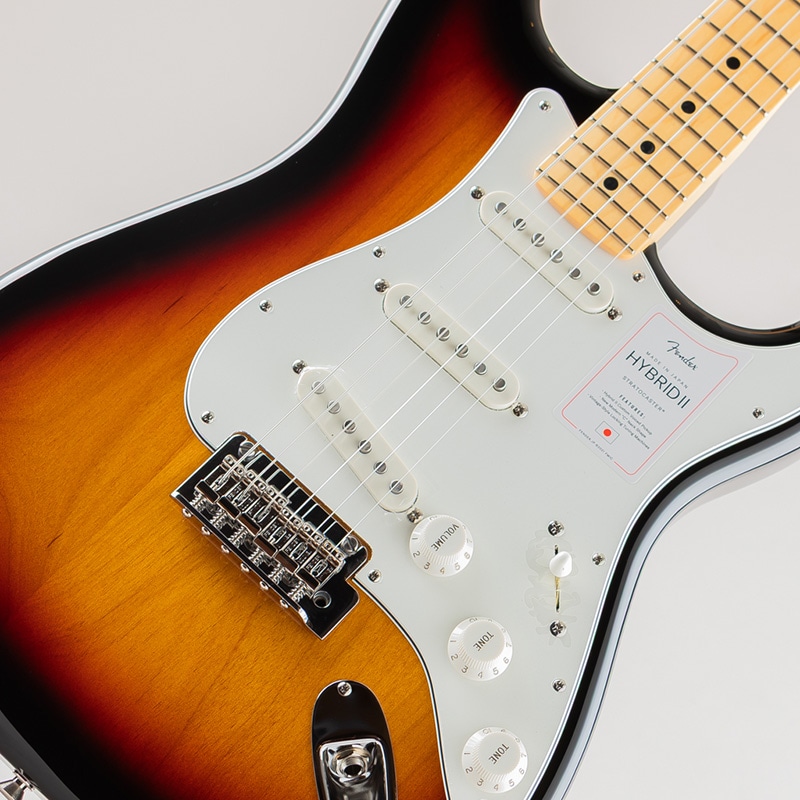 Made in Japan Hybrid II Stratocaster/3-Color Sunburst/Maple