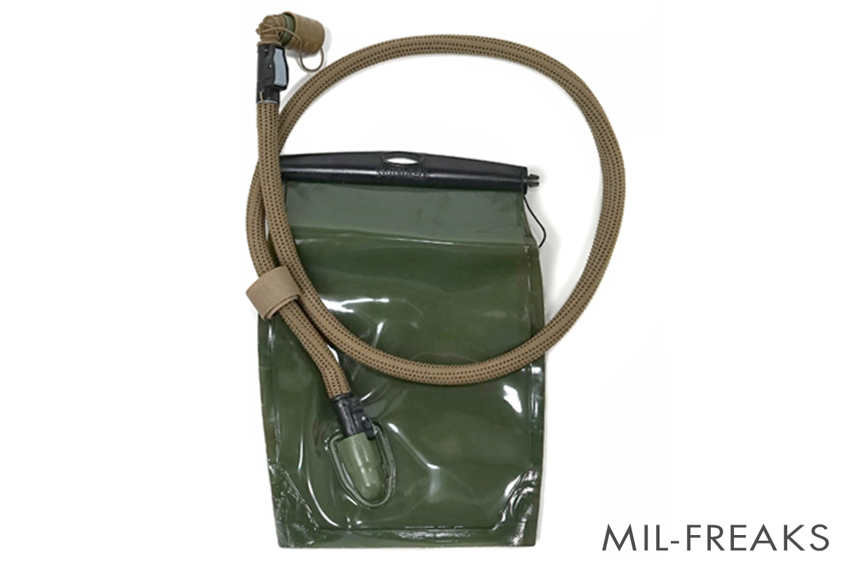 SOURCE Kangaroo 1L ハイドレーションパック │ ミリタリーショップ