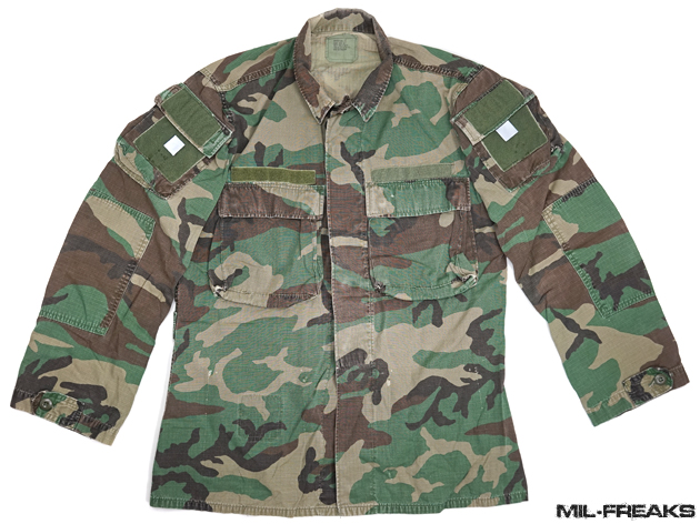 一点物] 米軍実物 カスタム RAID MOD フィールドジャケット ウッド