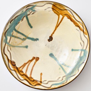 小鹿田焼 坂本浩二窯 尺三寸皿 指描きに三彩 ｜ みんげい おくむら