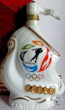 Miniature Bottle Library - Larsen