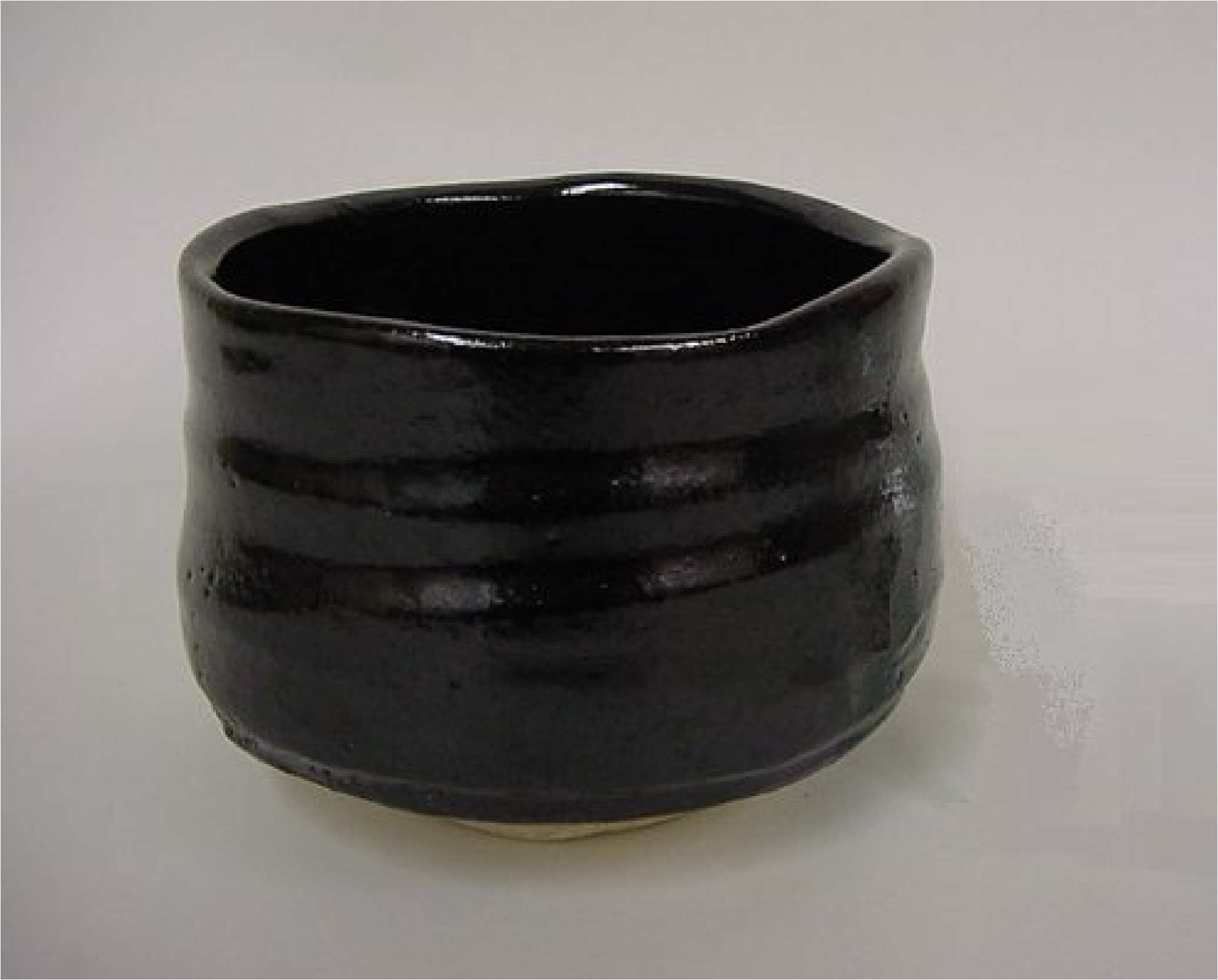 美濃焼伝統工芸品協同組合 | 瀬戸黒・引出黒