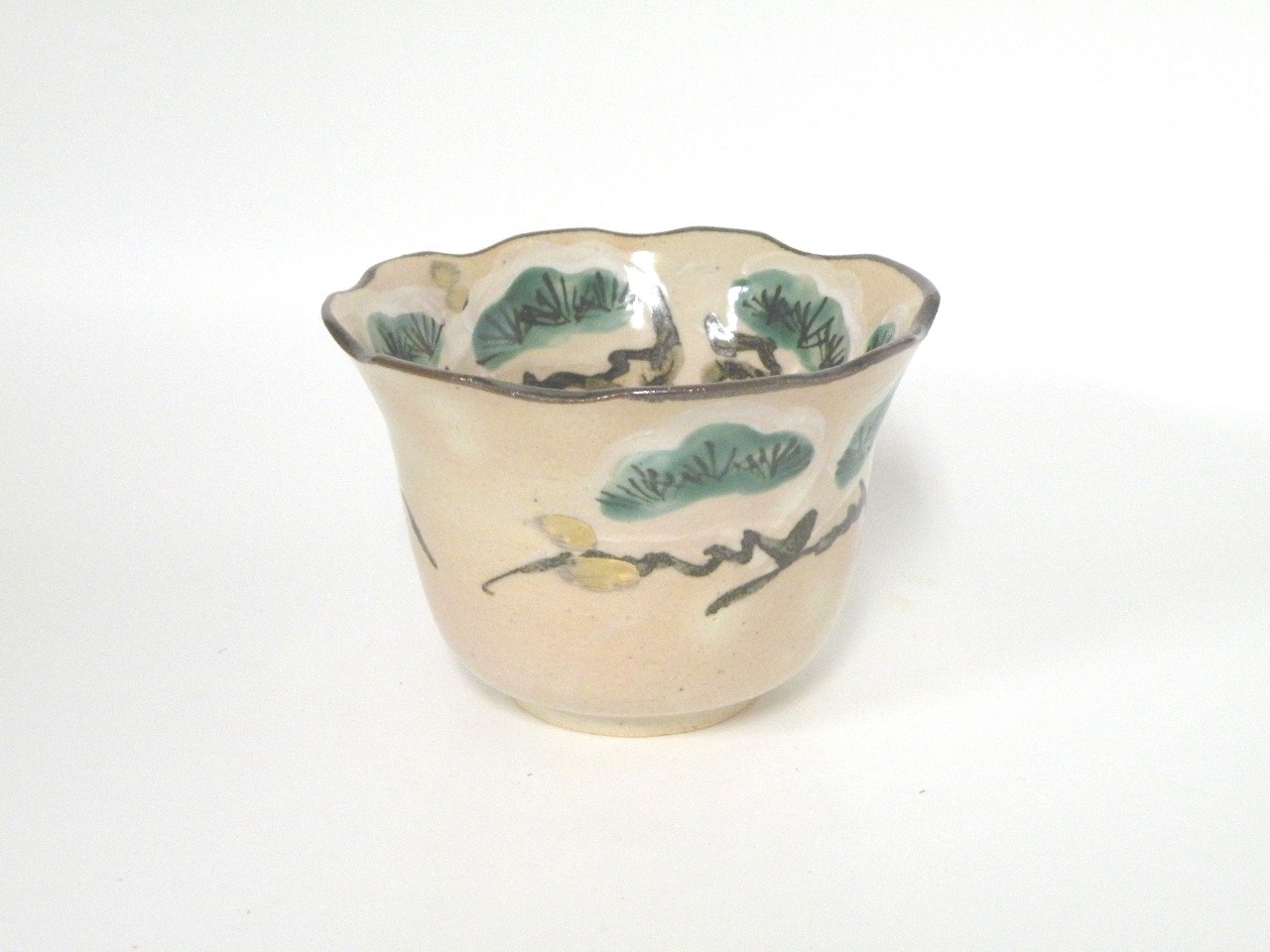 美濃焼伝統工芸品協同組合 | 乾山写雪松深向付