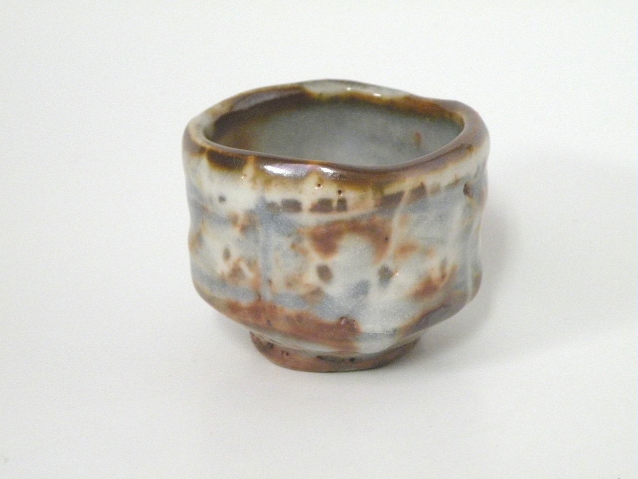 美濃焼伝統工芸品協同組合 | 灰釉花入