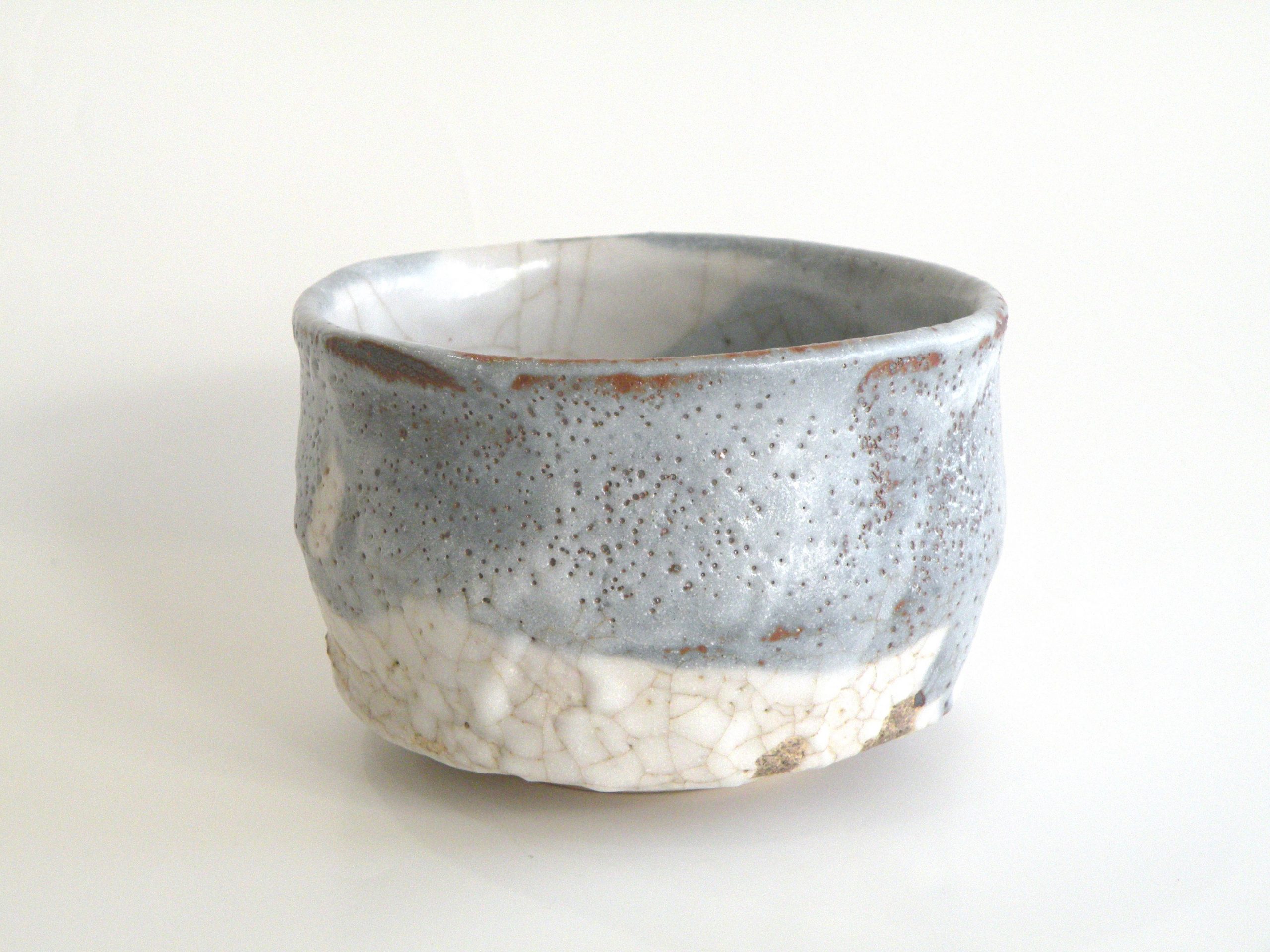 美濃焼伝統工芸品協同組合 | 志野ぐい呑 木箱