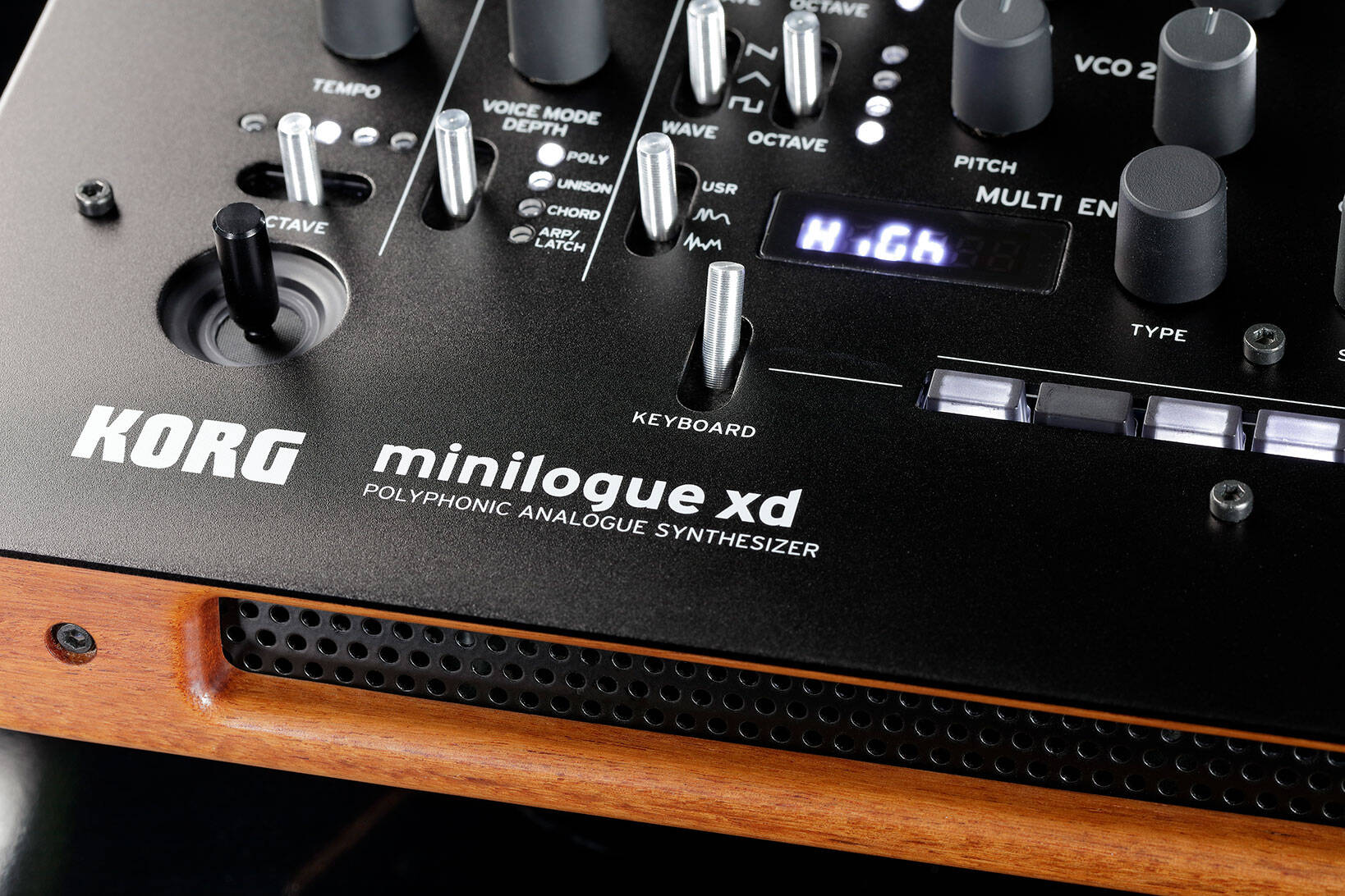 KORGの新世代アナログ・シンセサイザーに、待望のモジュールminilogue