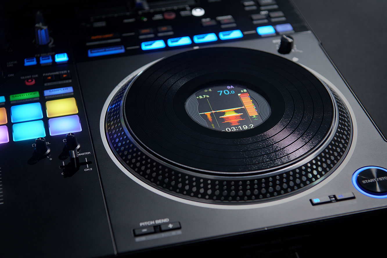 Pioneer DJがSerato DJ Pro対応2ch DJコントローラー「DDJ-REV7」を