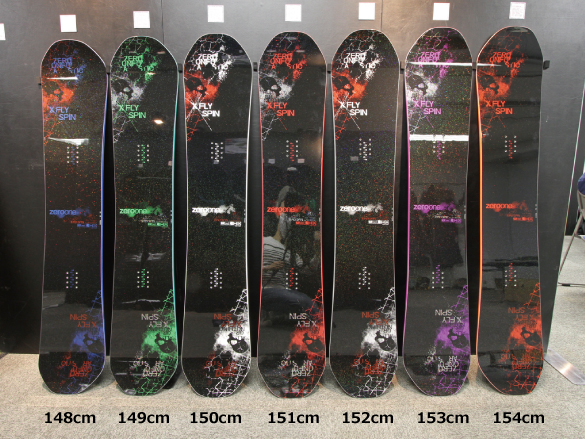 X FLY SPIN/011Artistic(ｾﾞﾛﾜﾝﾜﾝｱｰﾃｨｽﾃｨｯｸ) 17-18モデル・スノーボード